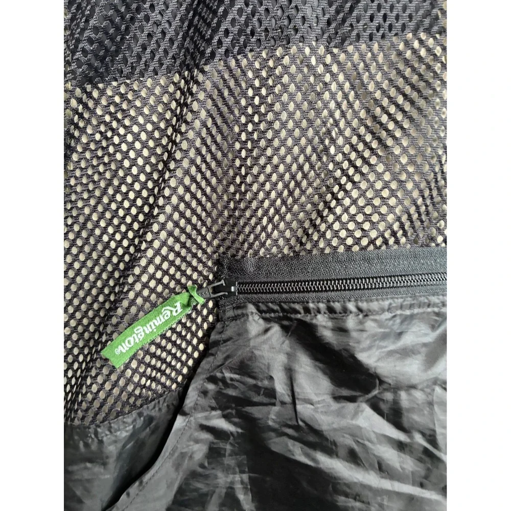 Remington Mens 2XL Hardwoods Camo Mesh Back Hunting Vest 11400HW Utility